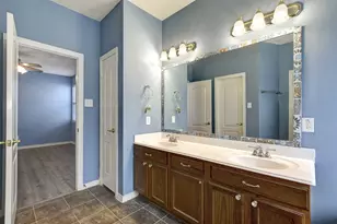 2013 Lulach Ln, Conroe, TX 77301 - Photo 32