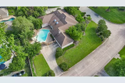 1803 Quiet Country Court, Houston, TX 77345 - Photo 32