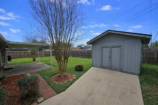802 James St, Deer Park, TX 77536 - Photo 22