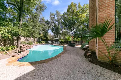 11818 Castle Ridge Drive, Houston, TX 77077 - Photo 32