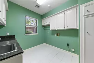 11818 Castle Ridge Dr, Houston, TX 77077 - Photo 22