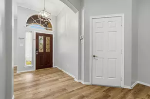 26 Heron Hollow Ct, The Woodlands, TX 77382 - Photo 4