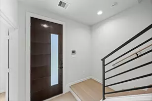 527 Hillwood Hts Dr, Houston, TX 77091 - Photo 8