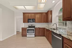 14139 Swallowfield Dr, Houston, TX 77077 - Photo 16