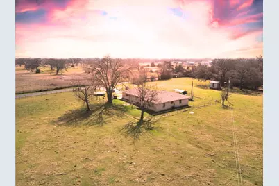 22052 Chapman Rd, Hempstead, TX 77445 - Photo 2