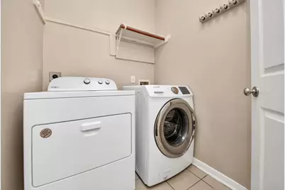 1612 Claremont Garden Circle, Houston, TX 77047 - Photo 10