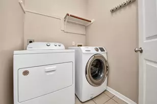 1612 Claremont Garden Cir, Houston, TX 77047 - Photo 10