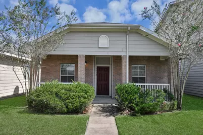 1612 Claremont Garden Circle, Houston, TX 77047 - Photo 2