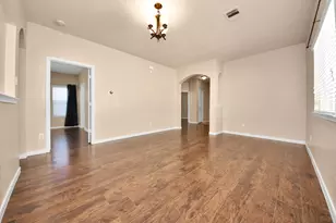 1612 Claremont Garden Cir, Houston, TX 77047 - Photo 12