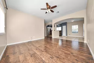 1612 Claremont Garden Cir, Houston, TX 77047 - Photo 32