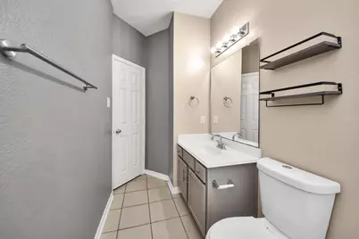 1612 Claremont Garden Circle, Houston, TX 77047 - Photo 8