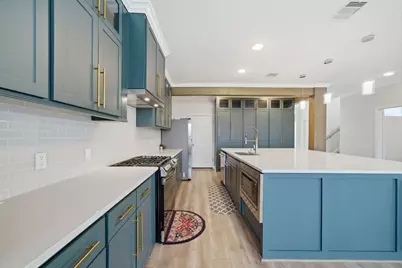 1413 Whispering Pines Drive #5, Houston, TX 77055 - Photo 6