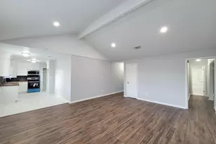 2024 Stones throw Dr, Bay City, TX 77414 - Photo 6