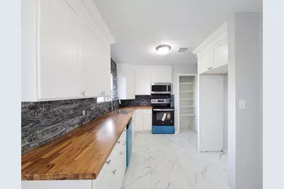 2024 Stonesthrow Drive, Bay City, TX 77414 - Photo 10