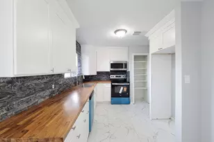 2024 Stones throw Dr, Bay City, TX 77414 - Photo 10