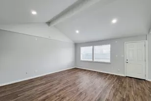 2024 Stones throw Dr, Bay City, TX 77414 - Photo 16