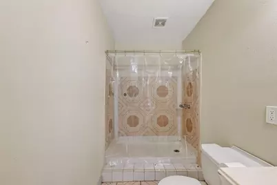 968 Garapan Street, Houston, TX 77091 - Photo 6