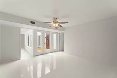 10211 Willowgrove Drive, Houston, TX 77035 - Photo 22