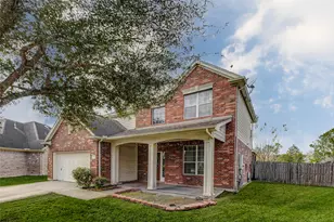 2402 Sunlight Ln, Pearland, TX 77584 - Photo 2