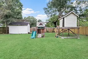 9510 Shepherd Dr, Beaumont, TX 77707 - Photo 24