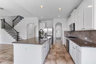 10546 Hartfield Bluff Ln, Cypress, TX 77433 - Photo 12