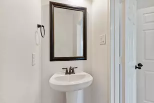 10546 Hartfield Bluff Ln, Cypress, TX 77433 - Photo 18