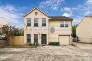 2201 Naomi St, Houston, TX 77054 - Photo 1