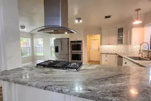 9114 S Pass Ln, Houston, TX 77064 - Photo 8