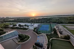 801 E Beach Dr, Galveston, TX 77550 - Photo 28