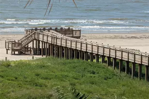 801 E Beach Dr, Galveston, TX 77550 - Photo 2
