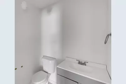 990 Wall Street, Houston, TX 77088 - Photo 32