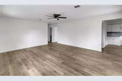 990 Wall Street, Houston, TX 77088 - Photo 4