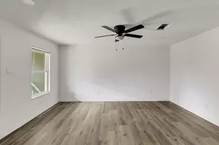 990 Wall St, Houston, TX 77088 - Photo 12