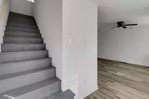 990 Wall St, Houston, TX 77088 - Photo 34