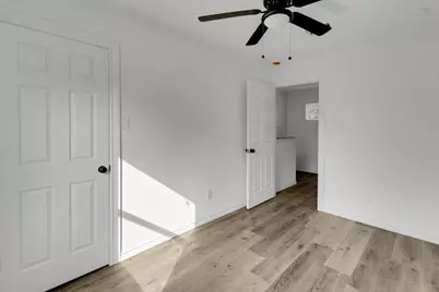 990 Wall Street, Houston, TX 77088 - Photo 38