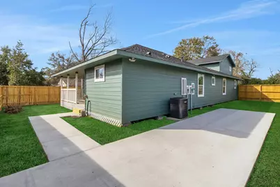 990 Wall Street, Houston, TX 77088 - Photo 24