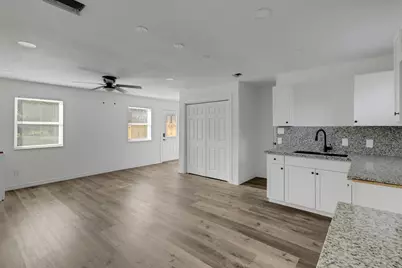 990 Wall Street, Houston, TX 77088 - Photo 28