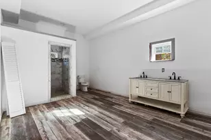 49 Pine Oak Ln, Huntsville, TX 77340 - Photo 8