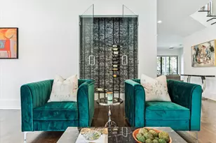 1010 Waltway Dr, Houston, TX 77008 - Photo 10