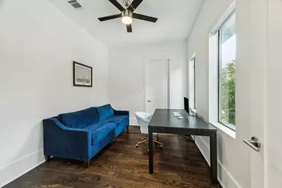 1010 Waltway Drive, Houston, TX 77008 - Photo 34