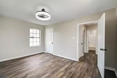 418 S Kansas Street, La Porte, TX 77571 - Photo 24