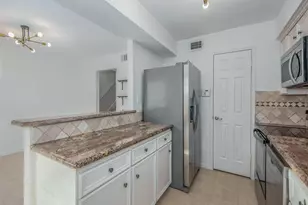 6440 Olympia Dr, Houston, TX 77057 - Photo 10