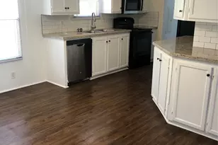 16447 Brittany Way, Conroe, TX 77306 - Photo 2