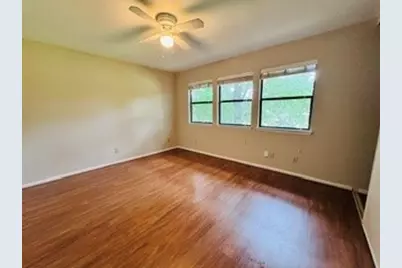 4 Sawmill Grove Lane Circle #4, The Woodlands, TX 77380 - Photo 14