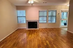 4 Sawmill Grove Ln Circle, The Woodlands, TX 77380 - Photo 2