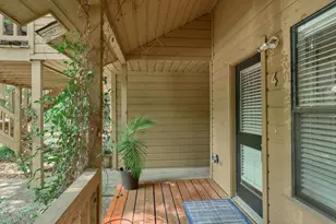 4 Sawmill Grove Ln Circle, The Woodlands, TX 77380 - Photo 2