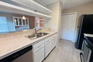 4 Sawmill Grove Ln Circle, The Woodlands, TX 77380 - Photo 8