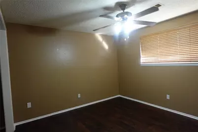 6314 Sandy Oaks Drive, Houston, TX 77050 - Photo 6