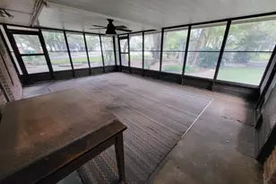 706 Maple St, Sweeny, TX 77480 - Photo 30