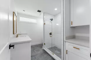 1845 Huge Oaks St, Houston, TX 77055 - Photo 16